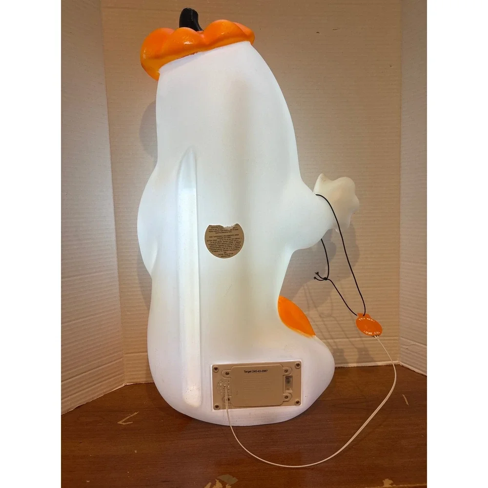 Target Halloween Ghost Blow Mold Light Up Pumpkin Hat Decor 23 Inch 240-43-2967